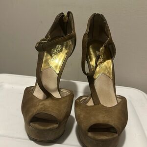 Michael Kors Tstrap open toe high heels